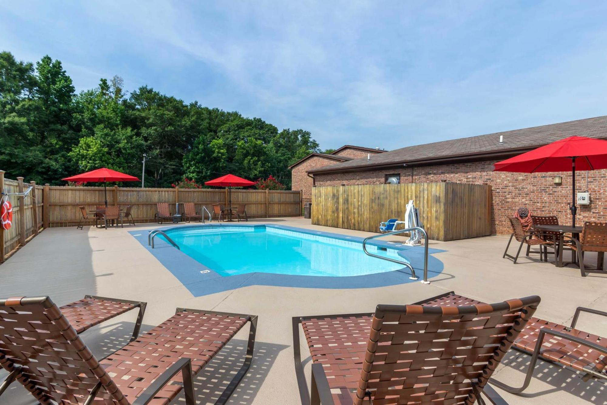 Best Western Auburn/Opelika Inn Dış mekan fotoğraf